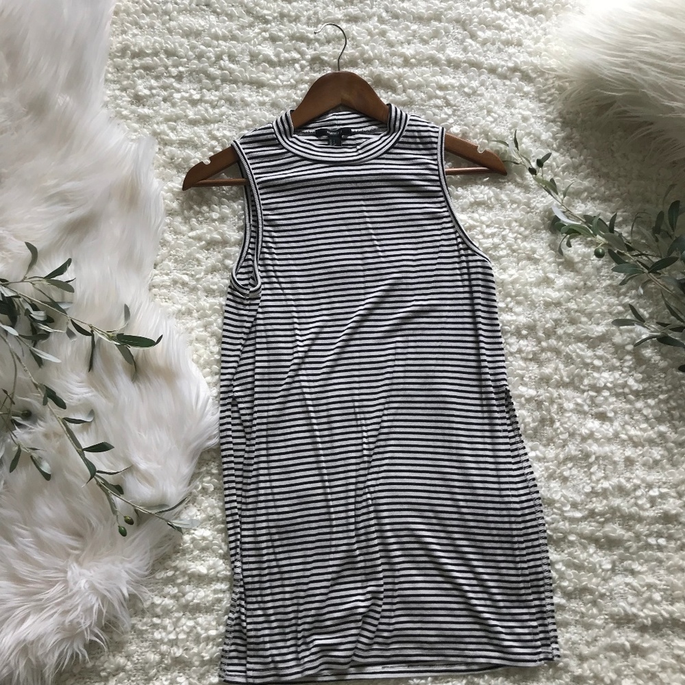 Forever 21 High-Slit Mock-Neck Striped Tunic